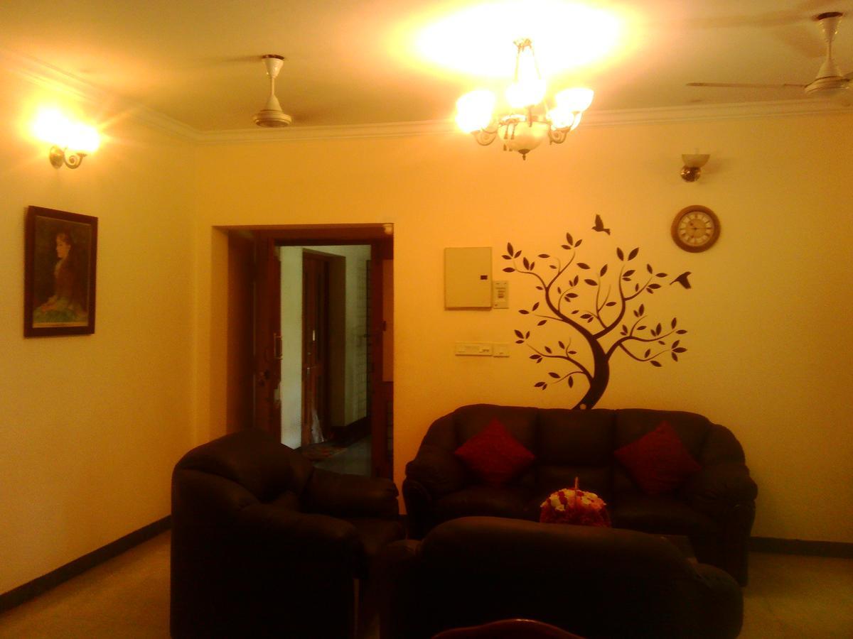 Happy Stay Service Apartments Csennai Kültér fotó